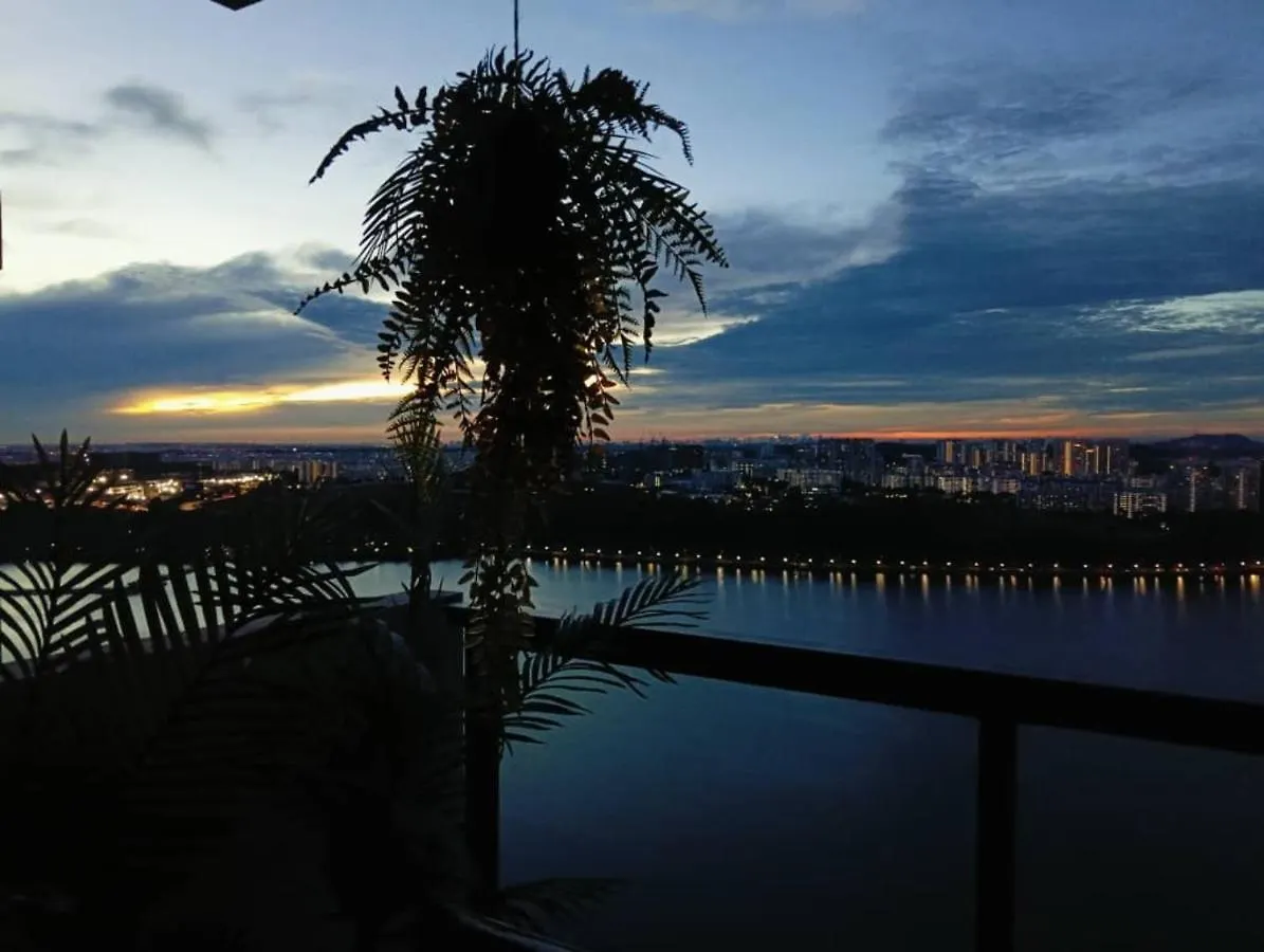 R&F Phrase 2 Full Unblock Sea View Luxury Unit Apartment Johor Bahru