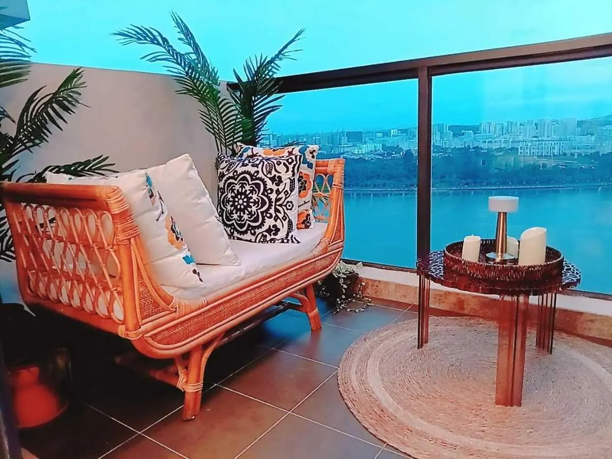 R&F Phrase 2 Full Unblock Sea View Luxury Unit Apartment Johor Bahru 0*,  Malaysia